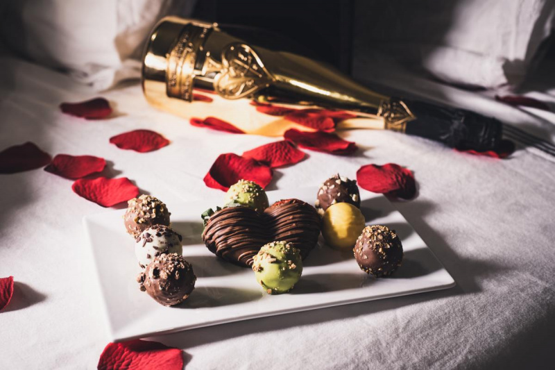15 Yaratıcı Sürpriz Romantik Oda Dekorasyon Fikirleri