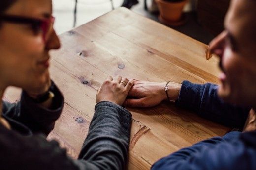 Flört Etme, Hile Yapma ve İlişki Arasındaki Fark Nedir?