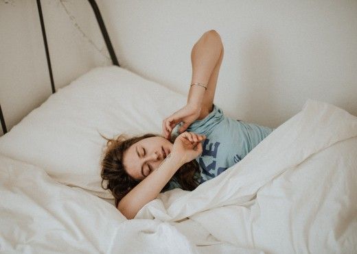 Tek Kalmanın 4 Sebep Gelecekteki İlişkilerde Yardımcı Olur