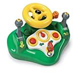 Obrázek produktu simulátoru auta John Deere Tomy Busy Driver a traktoru s volantem a...