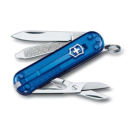 A Victorinox Swiss Army Classic SD zsebkés termékképe, áttetsző zafír