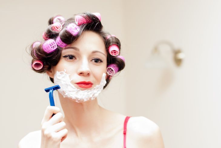 Come affrontare la crescita dei capelli durante la gravidanza